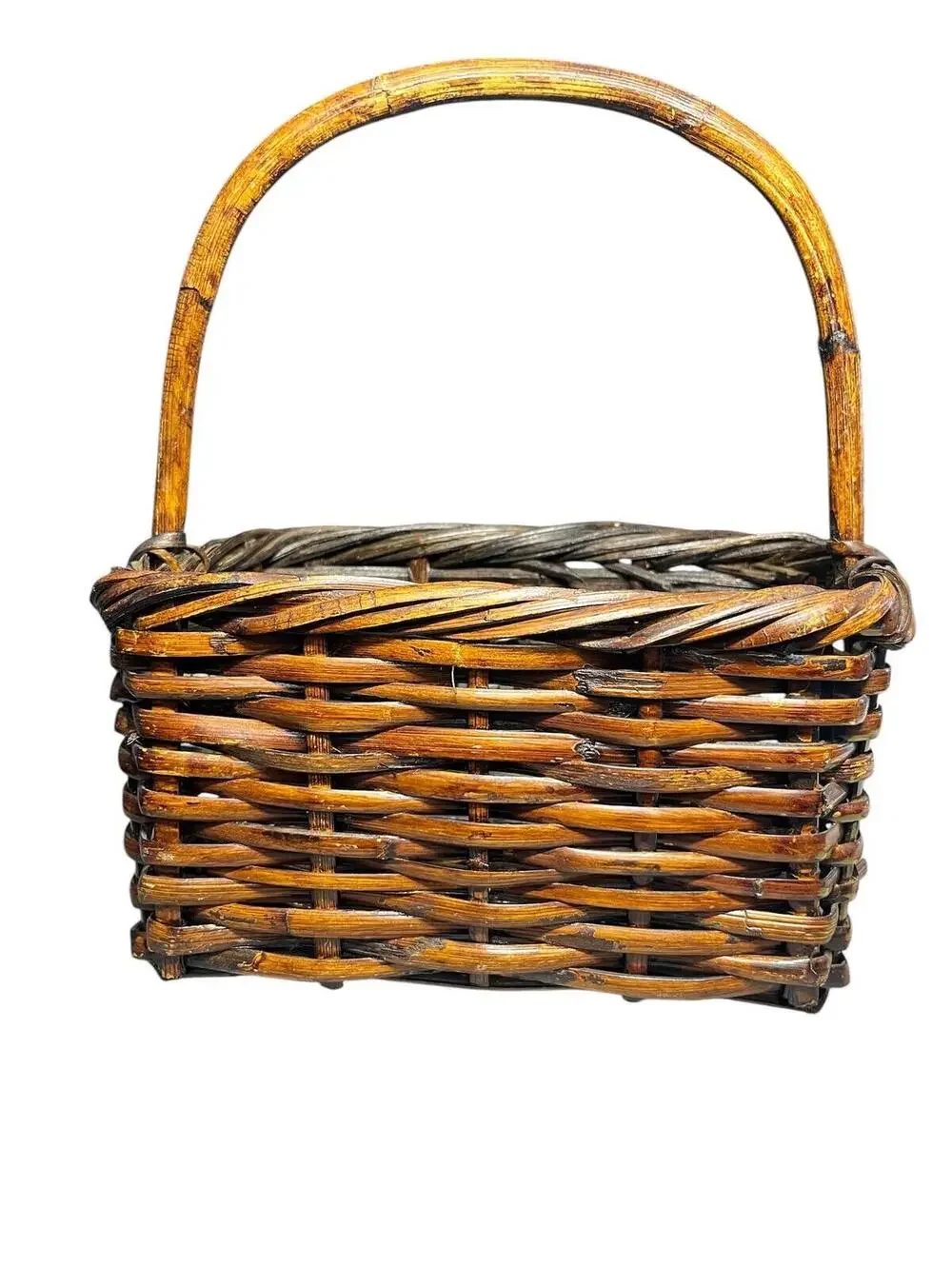 Farmhouse Apple Wicker Country Girl Fruit Basket